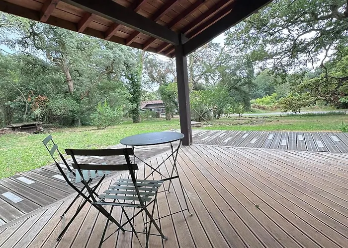 Le Tuc Vandrerhjem *