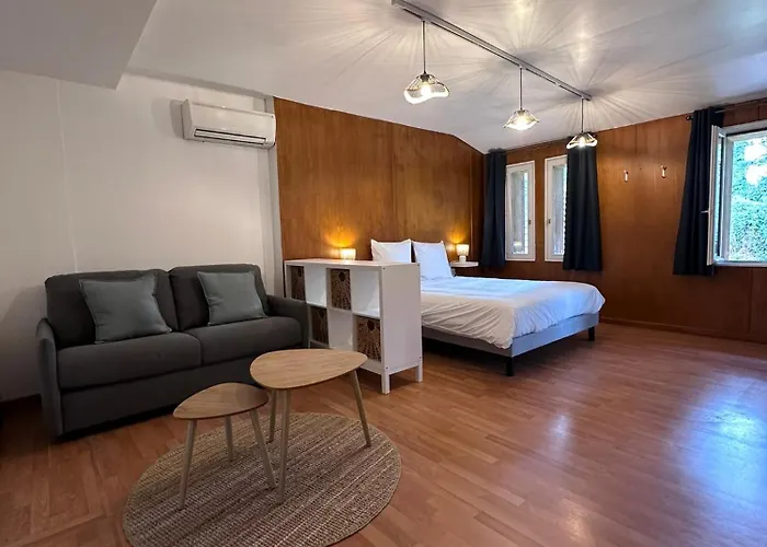 Vandrerhjem Le Tuc *